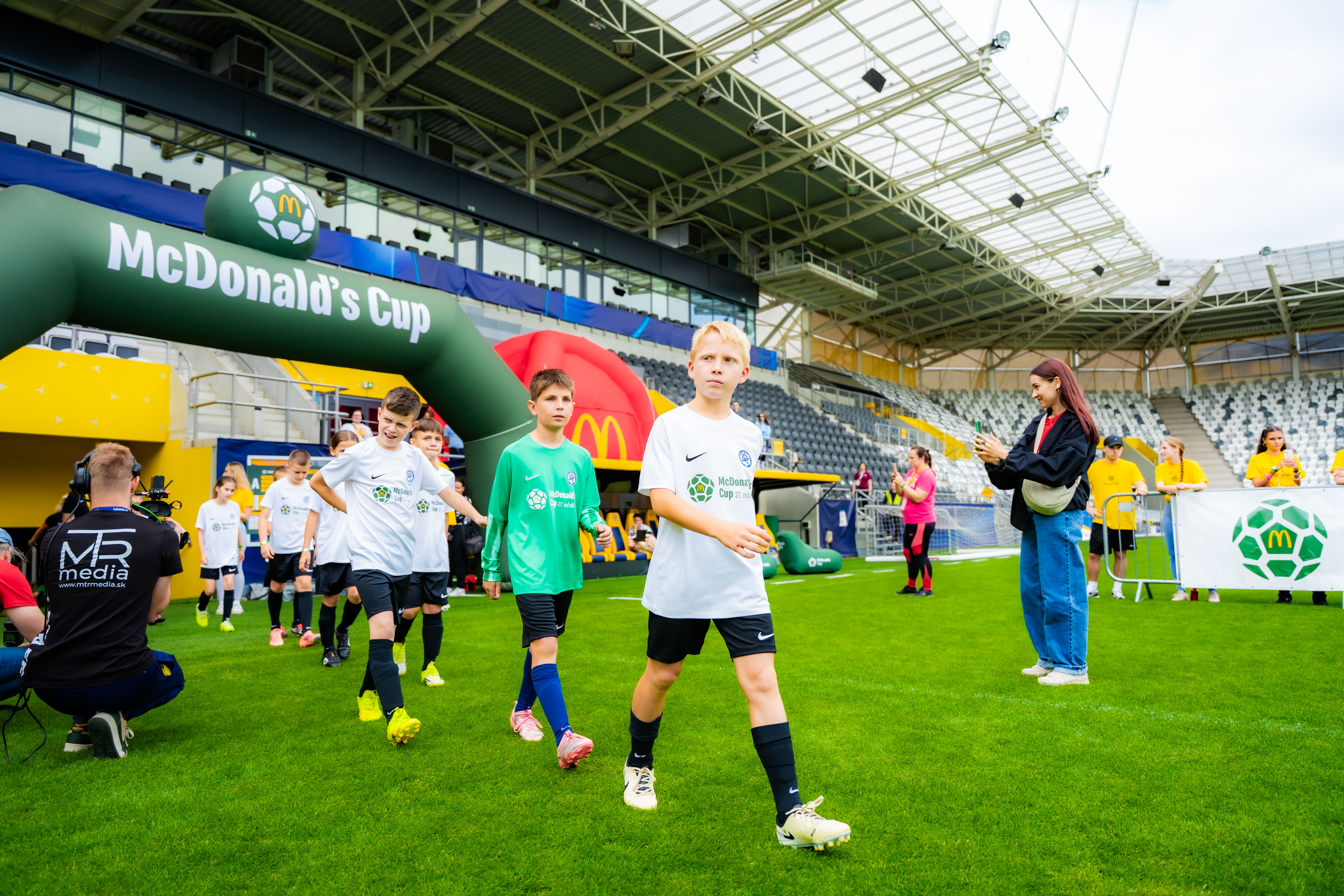 McDonalds Cup - Majstrovstva Slovenska vo futbale najmladsich ziakov a ziacok-1-24